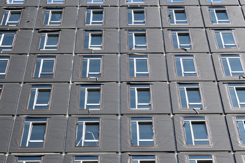 Offsite manufacturing could slash emissions, says report
